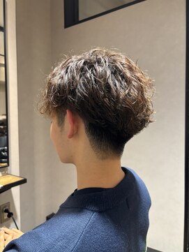 ハイル(KHAIR) 刈り上げスパイラルパーマ　《谷　昂将》