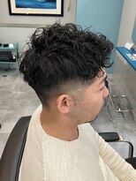 ミズリス(mizlis)&nbsp;メンズパーマ