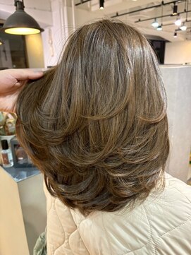 メリー オオサカ(Merly Osaka) medium layer cut