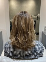 アフロディーテ(hair make aphrodite) ミディアムレイヤー×ウィービング