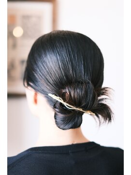 ジーン カットクラブ レディース(GENE CUTCLUB Lady's) タイトシニヨン