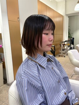 グランマッシュ(Granmash) セミディ/切りっぱなし/フェイスレイヤー/ミディアムレイヤー