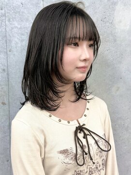 モリオ(morio) ミディアムレイヤーカットシャギーカットハッシュカットレイヤー