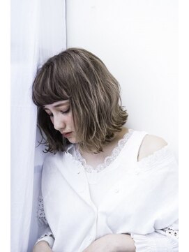 ネオリーブルノン 日吉(Neolive Runon) ブラントボブ×ハイライトカラー