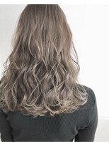 ジゼル(GiseL)&nbsp;【GiseL】ハイベージュ。シアブラウン　髪質改善/ダブルカラー