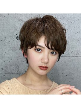 ボニータ(Bonita) ☆久住　健太郎作☆ニュアンスナチュラルショート☆