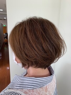 マジフィックス ドゥジェーム(MAGIE FIXE deuxieme) ふんわりショート