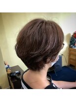 ワラティク(WARATI C)&nbsp;ショートヘアに軽いパーマ