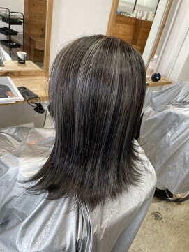 エイト オキナワ 沖縄新都心店(EIGHT okinawa) スタイル_ハイライトカラー