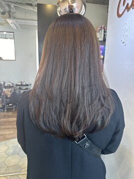 アリスバイアフロート 自由が丘(ALICe by AFLOAT) 抜け感レイヤーカット