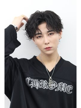 トゥルークリエイション 渋谷(True Creation SHIBUYA) 波打ちツイストスパイラルセンターパートプチウルフ