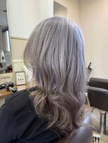 コアフィールフィス(COIFFURE fils)&nbsp;新規お得クーポンあり【見附　今町】M3Dグレーカラー