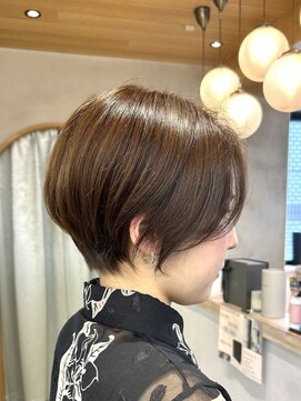 ロンドアジュール 横浜(Lond azur) ★整形なみの骨格矯正カット！乾かすだけでこうなります！