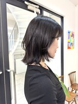 エブリ(evri)&nbsp;インナーカラー　ブリーチ　ダブルカラー　ハイライト　ボブ