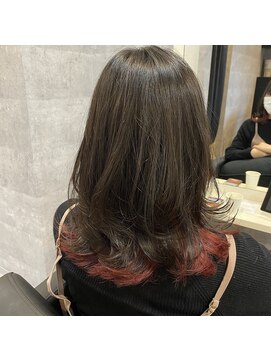 アンダーバーホワイト 栄店(_WHITE) インナーカラーチェリーピンク