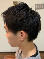 アドア(ADOR) ショートアップバングスタイル