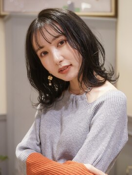 ビュートリアム 梅田(BEAUTRIUM) くびれヘア/外ハネミディアム/シースルーバング/茶屋町/梅田