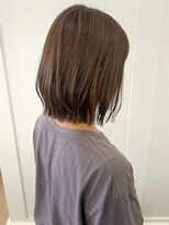 パル バイ ラベスト(Pal by lovest)&nbsp;束感◎切りっぱなしボブ×オリーブグレージュ