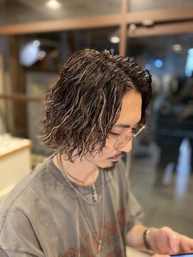 イエローコーン 金沢文庫店(YELLOW CORN) メンズミディアム 波巻きパーマ