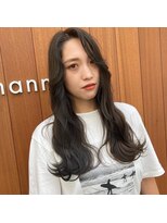 チャンネル(channel)&nbsp;韓国風大人っぽバングヘアスモキーグレー