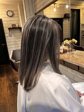 スタジオバック(studio back) バレイヤージュ