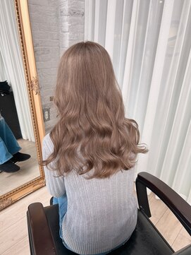 ノエ 心斎橋(Noe) ブリーチ1～2回ミルクティーグレージュ