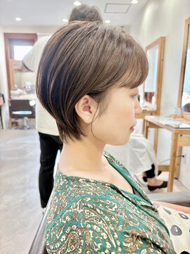 ラポール(Rappor) すっきりショート/大人ショート/ヘーゼルグレージュ/30代40代