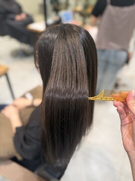 ケンジ 南林間(KENJE) セミロング×髪質改善