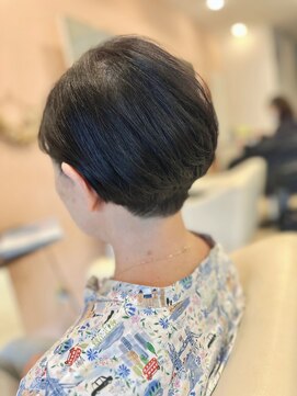 ニア(NiA) ショートボブ