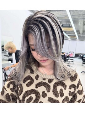 リノート バイ エゴル 太田川(Linoet by ENGOL) シャドウルーツバレイヤージュ/シルバーアッシュ/ハイトーンカラ