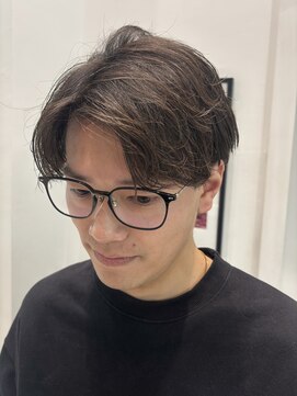 アルティファータ(artifata) センターパート パーマ 髪質改善 ヘッドスパ