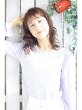 ラ ブーケ 中川中島店(La Bouquet) ゆるかわガーリーウェーブ