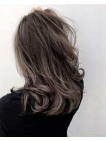 トルネード(TORNADO)&nbsp;チョコレートハイライトバレイヤージュ