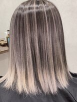 ミュウアンド(Mew＆)&nbsp;【ホワイトベージュ×ハイトーン】