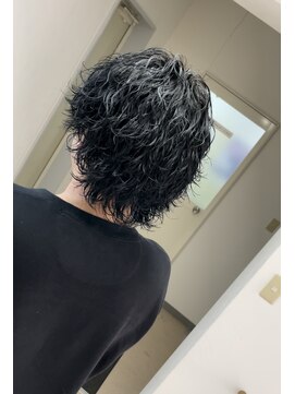 フリーランスシェアサロン ハウオリ(FREELANCE SHARESALON hau'oli) 《MINORU STYLE》ウルフ波巻き