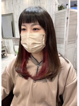 レイラバイアフロート 吉祥寺(Lila by afloat) インナーカラー/ワインレッド/ぱっつん前髪