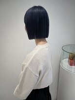 ハイブ 金沢(Hive)&nbsp;ブリーチハイトーンブルーシルバーネイビー美肌カラー髪質改善