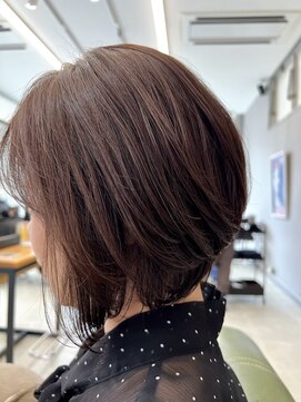 グラム 岡崎北店(gram) 【gram】白髪染め_丸みショートボブ_ボブy