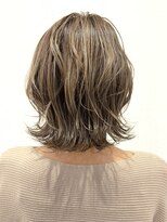 エスト 幕張本郷(est.)&nbsp;外ハネボブ/美髪/オリーブグレー/ハイライト/シルバーベージュ