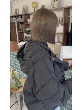 ラボ(LABO) 切りっぱなしボブ＋ダブルカラー