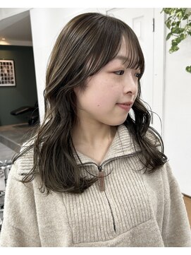 グリーン 高田馬場(green) 【SANA】透明感オリーブカラー