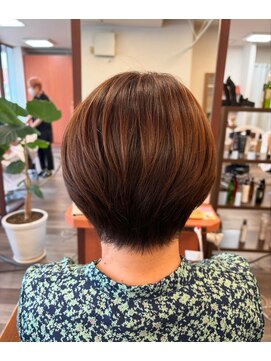 ヘアメイク 想倶楽部 ショート