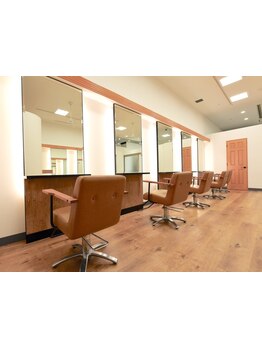 こだわり派の大人女性に人気の【AVEDAコンセプトサロン】こだわり抜いたヘアケアで癒しとキレイをご用意。