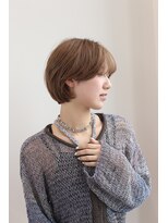 エクリフルール(equri fleur)&nbsp;【目黒】20代30代40代 柔かベージュカラーレイヤーショート