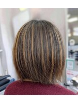 ヘアーフォーカス ハイライトボブ