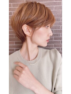 フラミューム 小田原(flammeum) 横顔美人