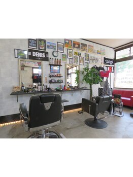 【メンズ専用美容室★】スタッフ1名のマンツーマンサロン!仕事帰りにも通える営業時間でビジネスマンにも◎