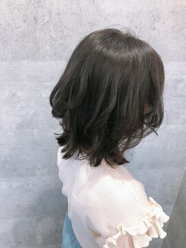 レイビューティー 浜町中央橋店(RAY+beauty) ミディウルフ