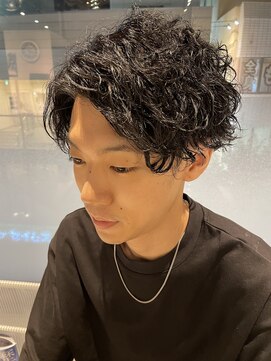 チョス(Chos) 波巻きパーマ