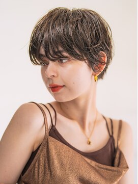 ベンジー 学芸大学店(benji) ベリーショートで大人の雰囲気◎ 2 学芸大学